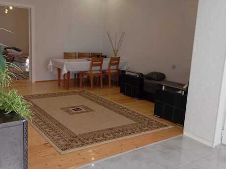 3 otaqlı həyət evi/bağ evi - Xocəsən m. - 100 m²