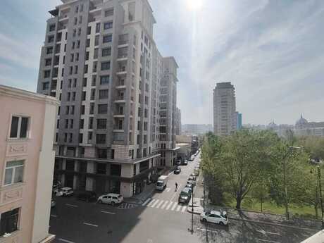 Объявление №6080344 - Баку, м. 28 мая, 2-комн., 70 м²