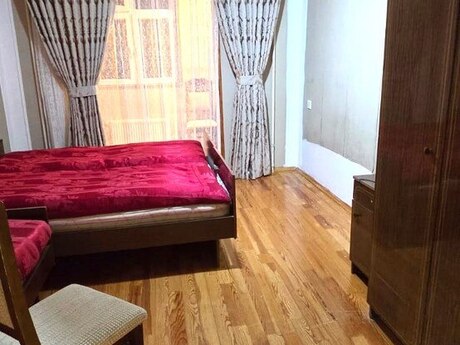 2 otaqlı köhnə tikili - Xətai r. - 70 m²