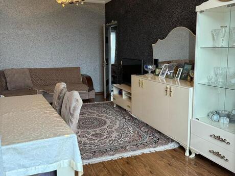 2-комн. вторичка - м. Халглар Достлугу - 60 м²