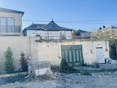 5 otaqlı həyət evi/bağ evi - Bakıxanov q. - 22 m²