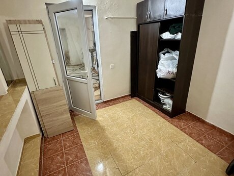 5 otaqlı həyət evi/bağ evi - Bakıxanov q. - 22 m²