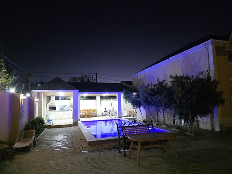 7 otaqlı həyət evi/bağ evi - Fatmayı q. - 350 m²