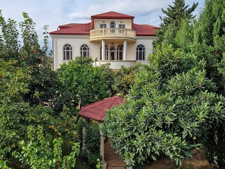 Elan №6080553 - Bakı, Həzi Aslanov q., 12 otaqlı, 480 m²