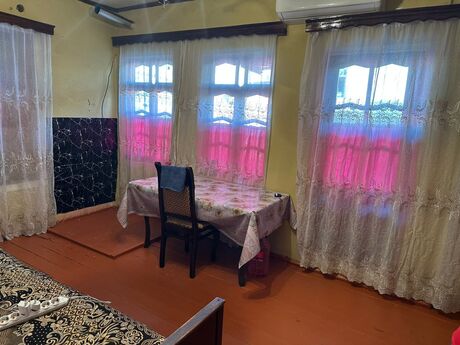 5 otaqlı həyət evi/bağ evi - Maştağa q. - 160 m²