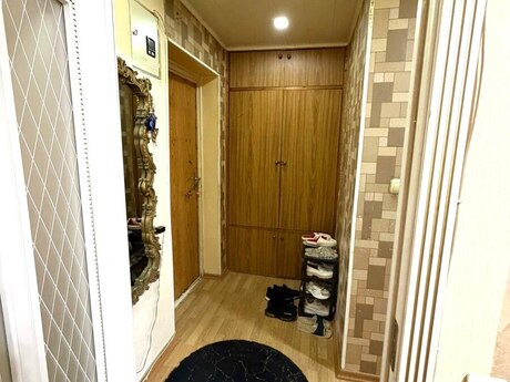 2 otaqlı köhnə tikili - Qara Qarayev m. - 42 m²
