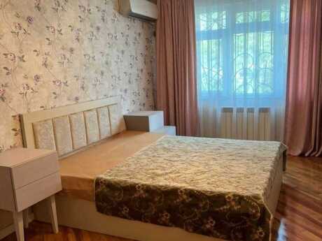 3 otaqlı köhnə tikili - Neftçilər m. - 75 m²