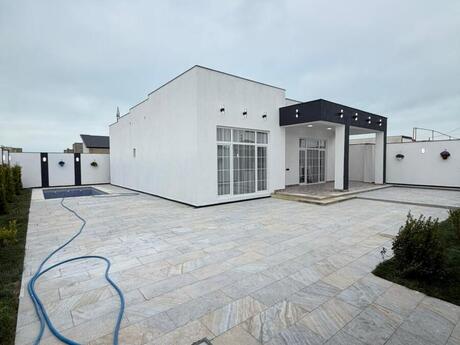 4 otaqlı həyət evi/bağ evi - Şüvəlan q. - 150 m²