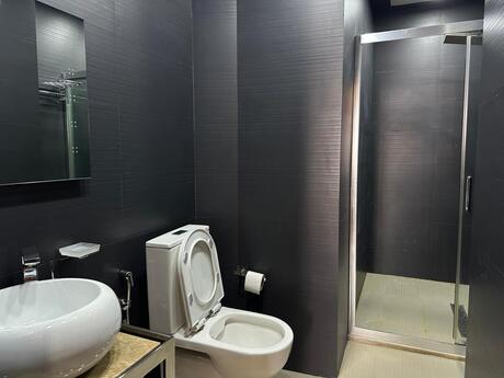 Kirayə 4 otaqlı mənzil, 160 m², 28 May: 2 000 ₼/ay 5