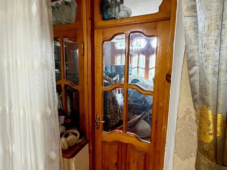 2 otaqlı köhnə tikili - Qara Qarayev m. - 42 m²