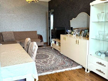 2-комн. вторичка - м. Халглар Достлугу - 55 м²