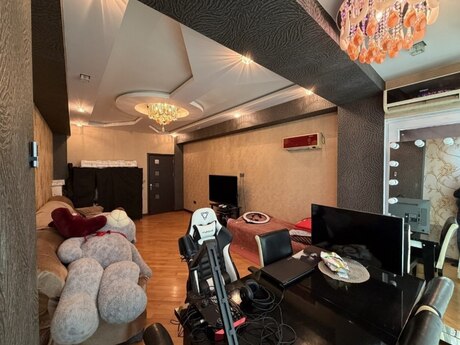 2 otaqlı yeni tikili - Şah İsmayıl Xətai m. - 94 m²