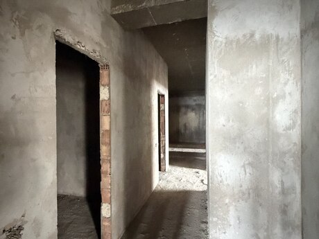 4 otaqlı yeni tikili - Nizami m. - 205 m²