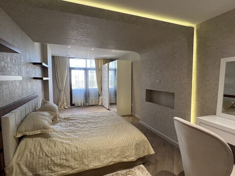 3 otaqlı yeni tikili - Nizami m. - 160 m²