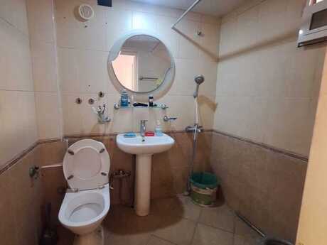 2 otaqlı köhnə tikili - Elmlər Akademiyası m. - 60 m²