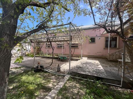 4 otaqlı həyət evi/bağ evi - Sulutəpə q. - 180 m²