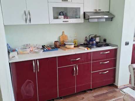 2 otaqlı köhnə tikili - Əhmədli q. - 70 m²