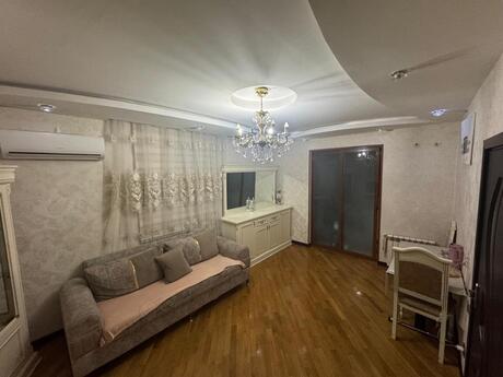 2 otaqlı köhnə tikili - Binəqədi r. - 45 m²