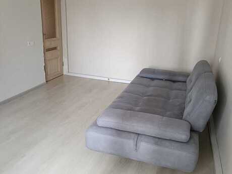 2 otaqlı köhnə tikili - Köhnə Günəşli q. - 68 m²