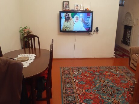 3 otaqlı köhnə tikili - Azadlıq Prospekti m. - 52 m²