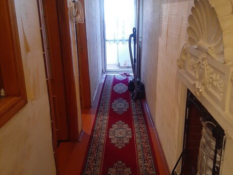 3 otaqlı köhnə tikili - Azadlıq Prospekti m. - 52 m²