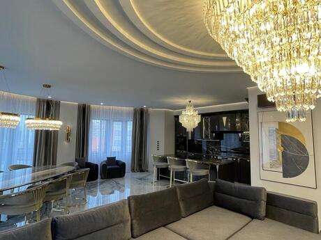 5 otaqlı yeni tikili - Ağ şəhər q. - 220 m²