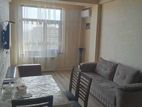 2 otaqlı köhnə tikili - İnşaatçılar m. - 65 m²