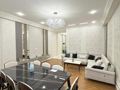 Elan №6080953 - Bakı, Bakmil m., 3 otaqlı, 130 m², 14/14 mərtəbə