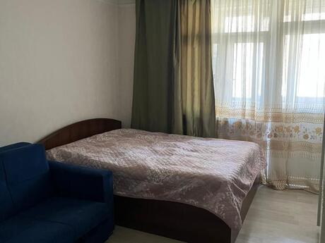 1 otaqlı köhnə tikili - Qara Qarayev m. - 30 m²