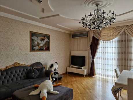 3 otaqlı köhnə tikili - Sahil m. - 110 m²