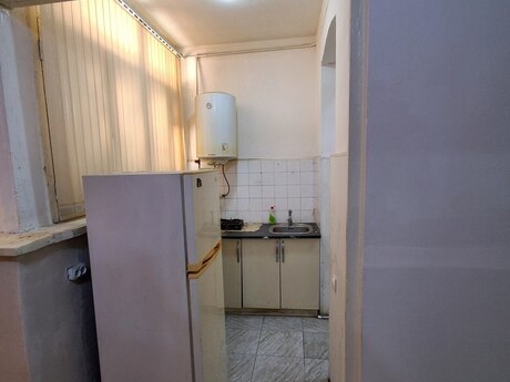 4 otaqlı köhnə tikili - Sahil m. - 115 m²
