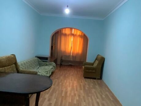 2 otaqlı köhnə tikili - İnşaatçılar m. - 70 m²