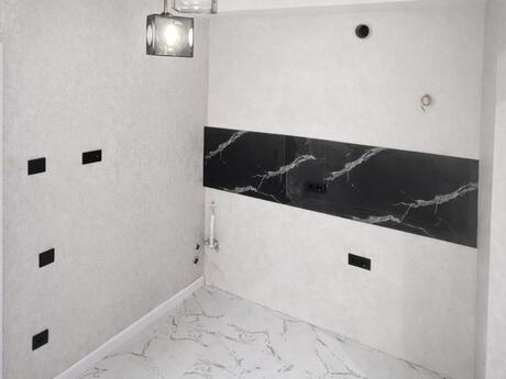 2 otaqlı köhnə tikili - Yeni Günəşli q. - 70 m²