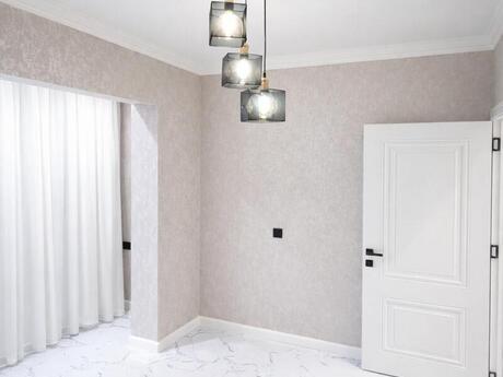 2 otaqlı köhnə tikili - Yeni Günəşli q. - 70 m²