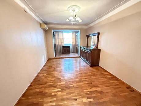 Elan №6081129 - Bakı, Xalqlar Dostluğu m., 2 otaqlı, 55 m², 4/5 mərtəbə