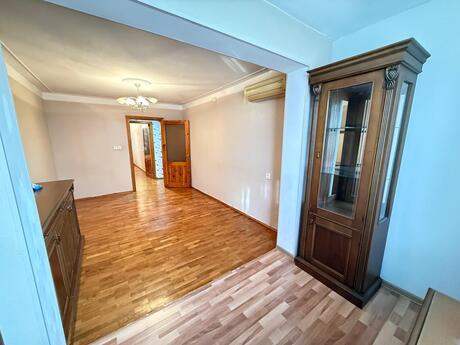 2 otaqlı köhnə tikili - Xalqlar Dostluğu m. - 55 m²