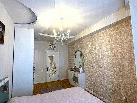 4 otaqlı yeni tikili - Neftçilər m. - 130 m²