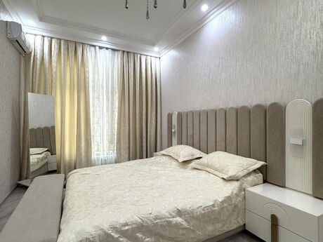 3-комн. новостройка - м. Нариман Нариманов - 100 м²