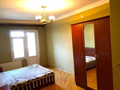5 otaqlı köhnə tikili - Xalqlar Dostluğu m. - 130 m²