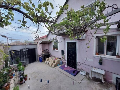 6 otaqlı həyət evi/bağ evi - Hövsan q. - 110 m²