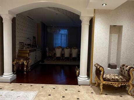 4-room apartment, 217 m², İçəri Şəhər: 690 000 ₼ 2
