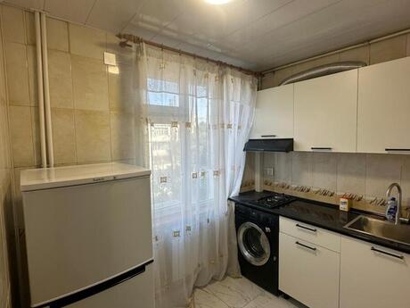 2 otaqlı köhnə tikili - Gənclik m. - 50 m²