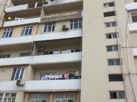 4 otaqlı köhnə tikili - Koroğlu m. - 100 m²