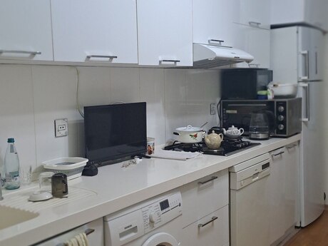 2 otaqlı yeni tikili - Avtovağzal m. - 62 m²