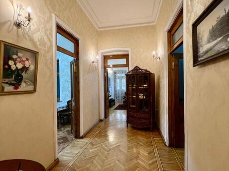 3 otaqlı köhnə tikili - Sahil m. - 105 m²