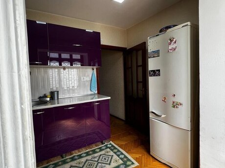 5 otaqlı köhnə tikili - Yasamal r. - 145 m²
