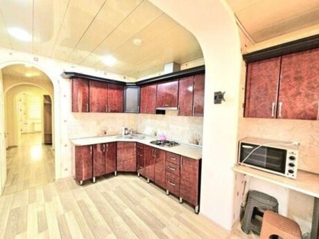 3 otaqlı köhnə tikili - Həzi Aslanov m. - 60 m²