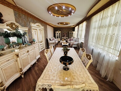 5 otaqlı həyət evi/bağ evi - Nəsimi m. - 350 m²