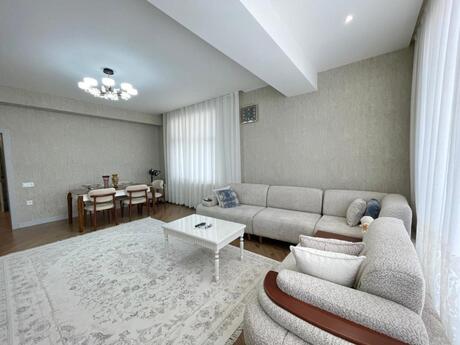 Elan №6081350 - Bakı, 28 May m., 3 otaqlı, 120 m², 5/16 mərtəbə