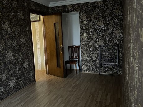 3-комн. вторичка - Сумгаит - 68 м²